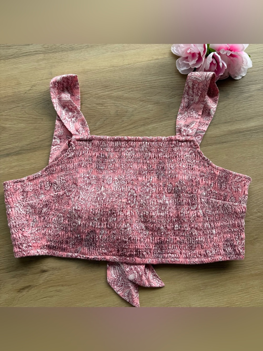 House of Harlow 1960 Pink Smocked Crop Top with Tie Straps medium elastic